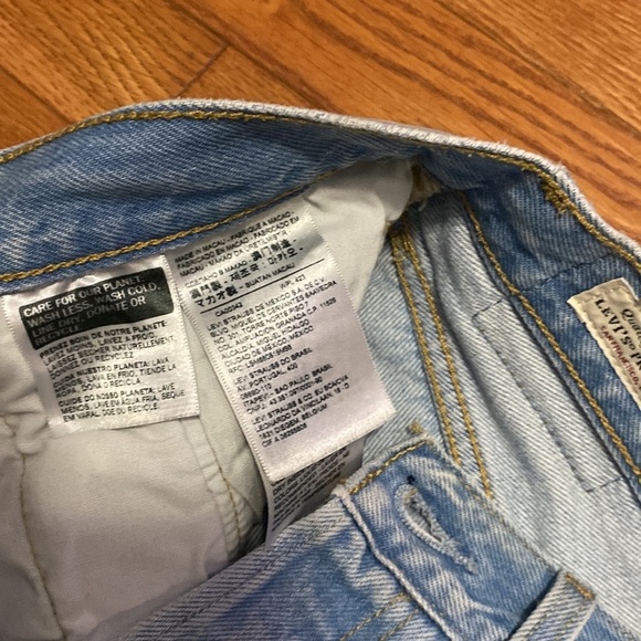 LEVIS PREMIUM 501 HIGH RISE DENIM SHORTS IN OJAI TOP SZ 28 PERFECT CONDITION - Picture 11 of 16